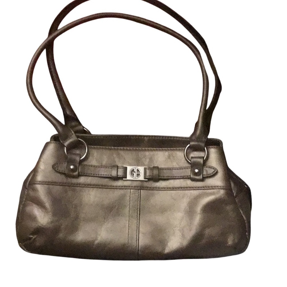 Giani Bernini Black Shoulder Bag with Classic Design